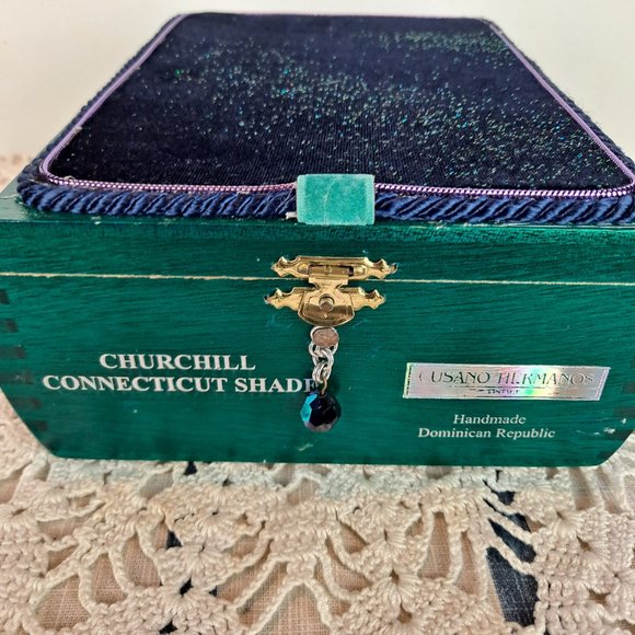 Handcrafter Keepsake / Jewelry Box from Cigar Box - Picture 5 of 10